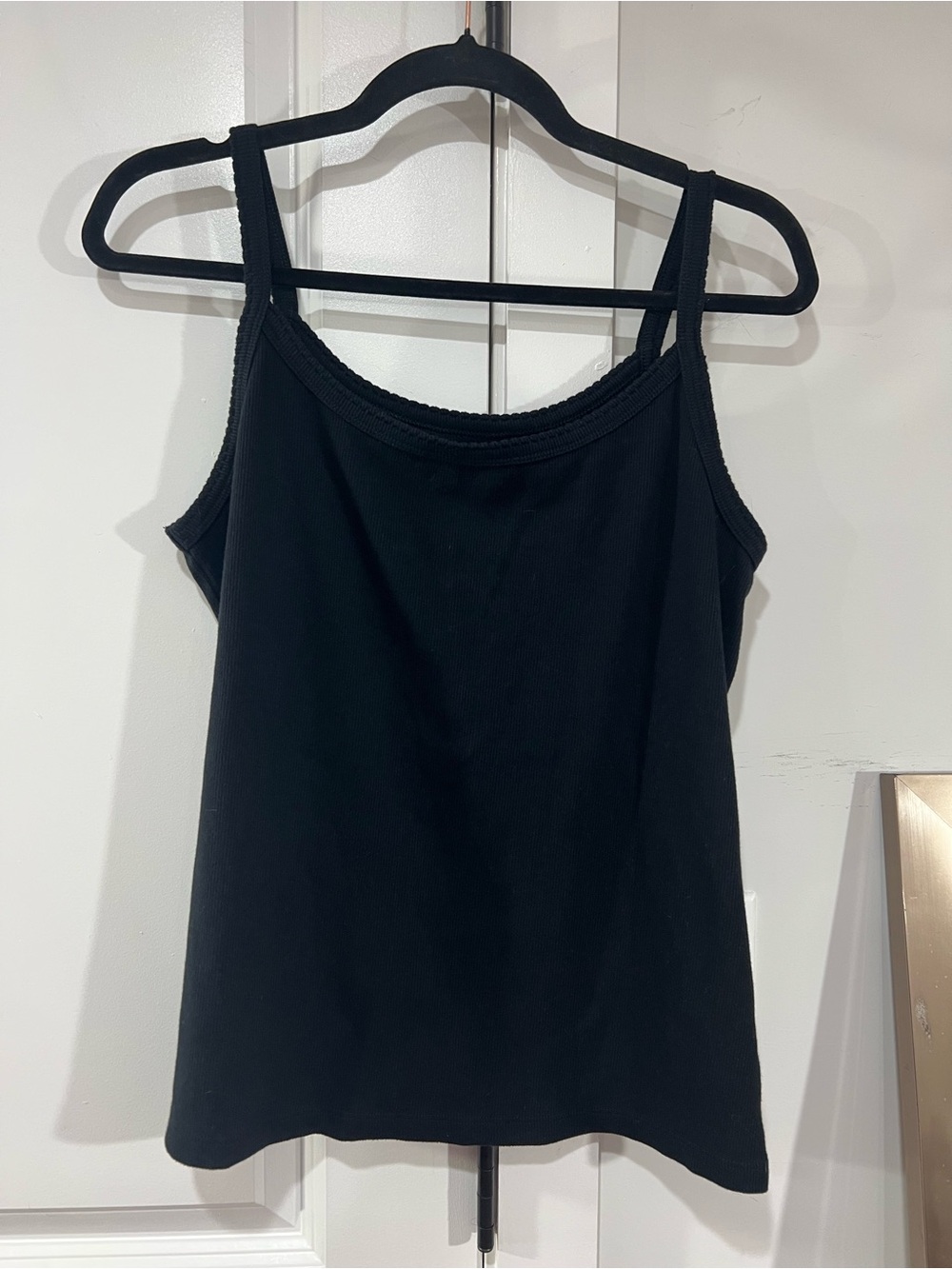 Old Navy Black Scoop Neck Tank Top